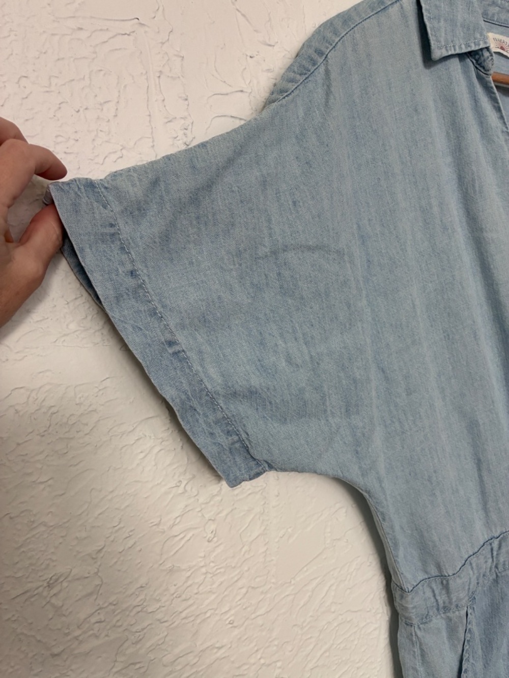 Faherty Tried & True Chambray Oakley Dress Medium View 5
